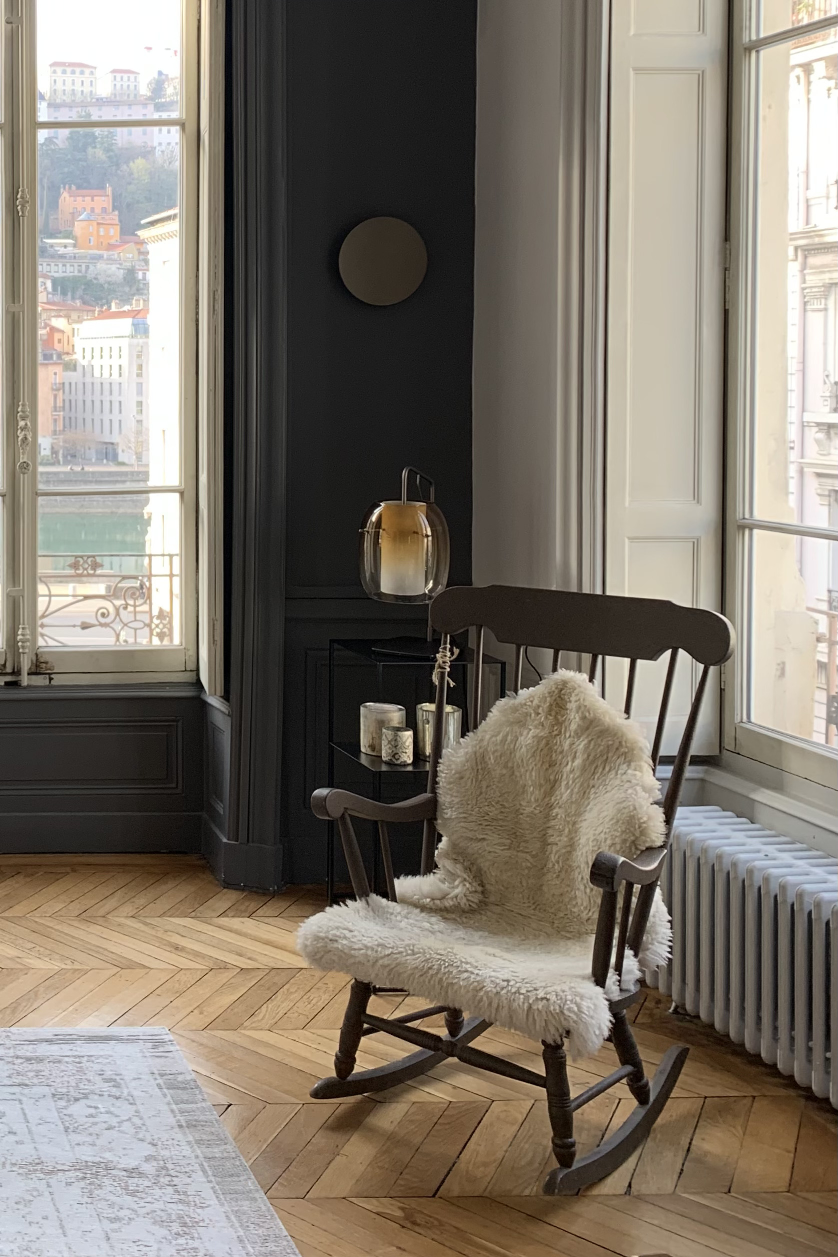 Projet Lucile - Salon, Chaise à bascule, pièce lumineuse