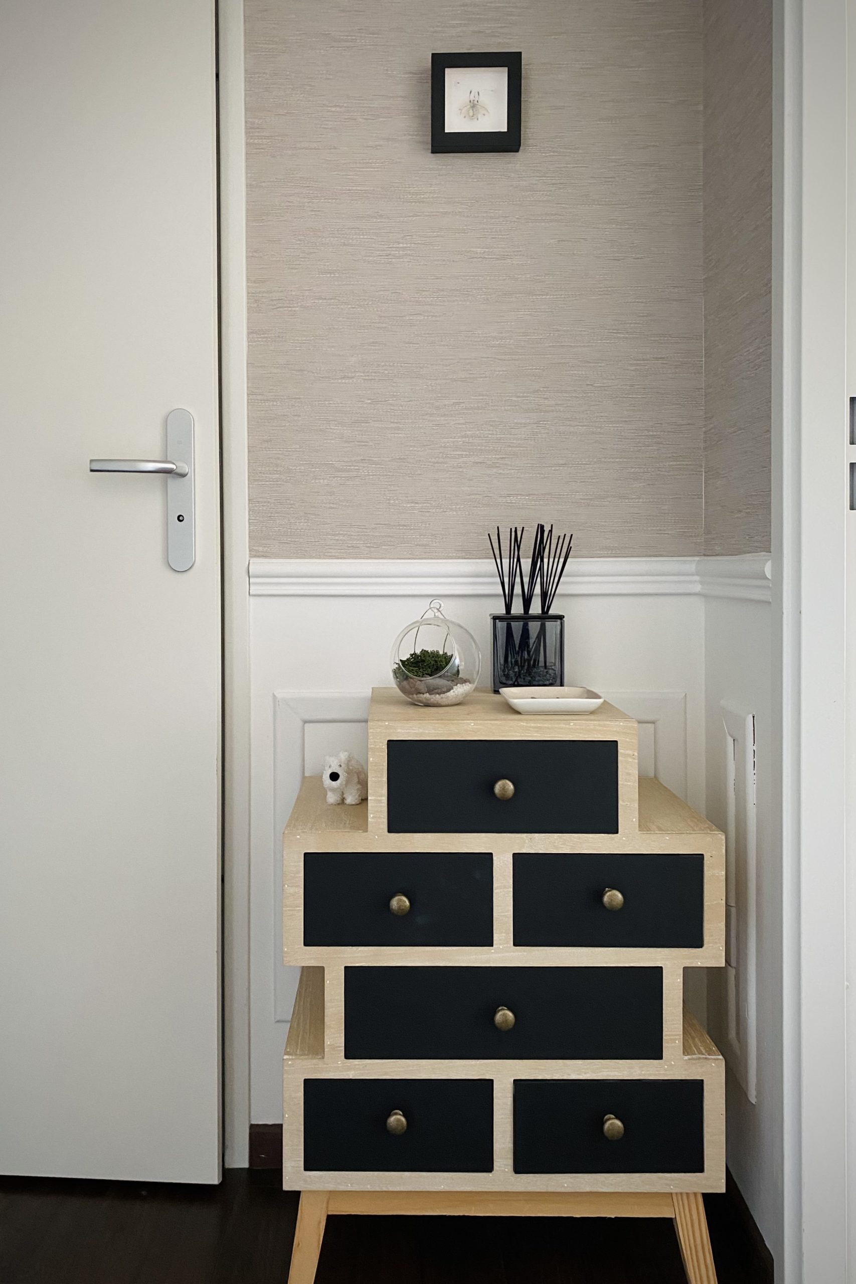 Projet Georges - meuble d'entrée noir et beige avec tiroirs